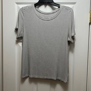 American Eagle Soft & Sexy Medium Striped Short Sleeve Shirt